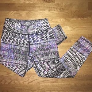 Prana crop leggings violet purple black geometric